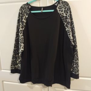 Women's Top